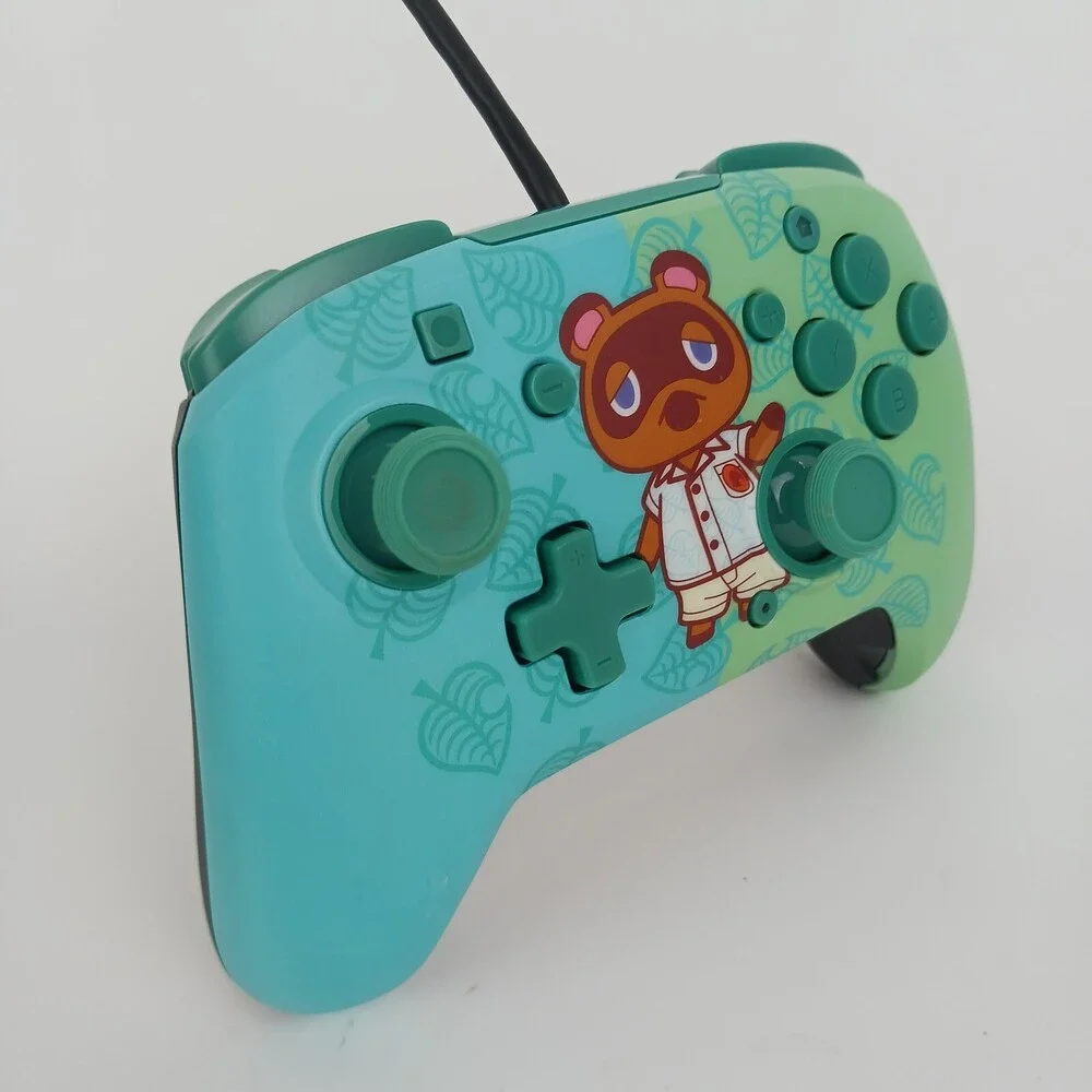 PDP Faceoff Deluxe + Audio Wired Controller For Nintendo Switch Multicolor